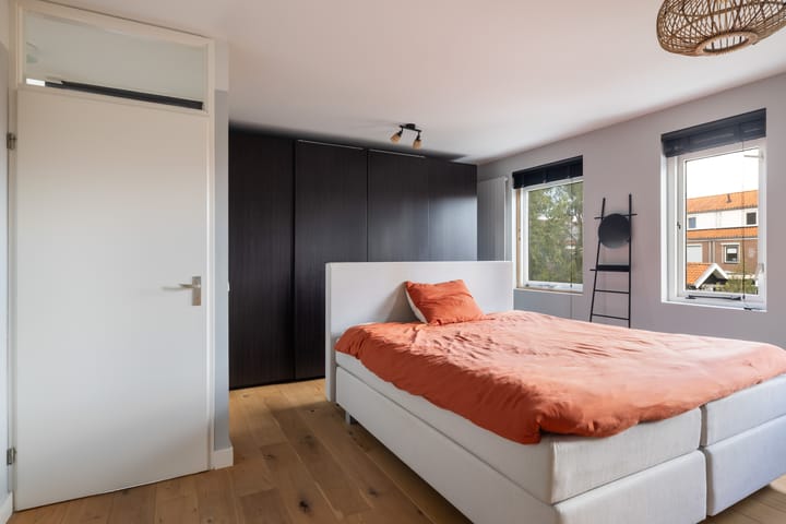 Photo 28 of Burg. de Kockstraat 18