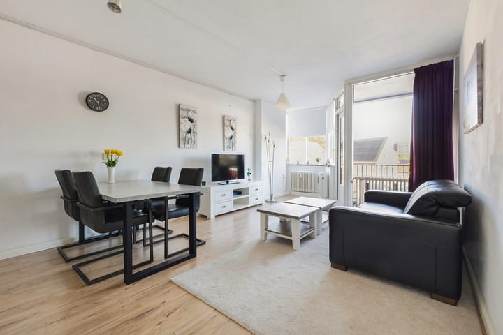 Photo 2 of Teteringsedijk 148-C3