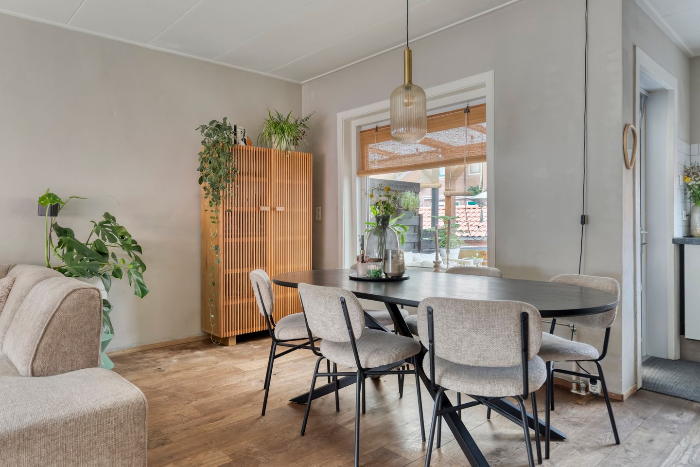 Foto 10 van Nessestraat 59