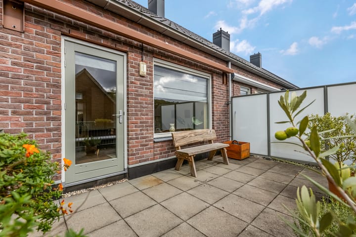 Photo 14 of Roseboomlaan 76