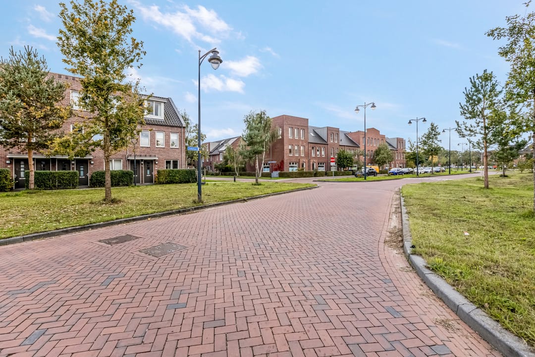 Photo 28 of Roseboomlaan 76