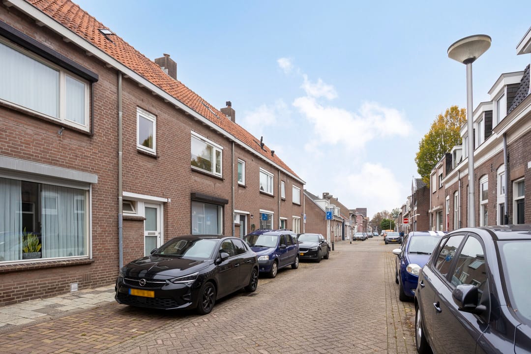 Photo 23 of Houtstraat 78