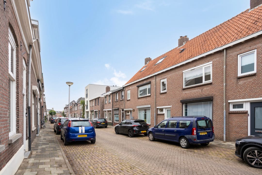 Photo 31 of Houtstraat 78