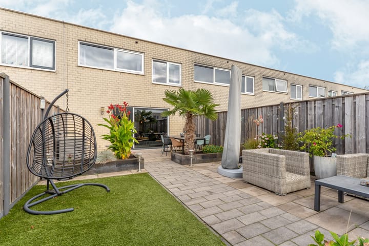 Foto 41 van Giottoplantsoen 8