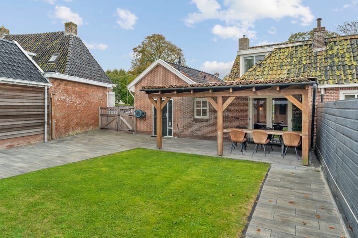 Photo 32 of Balthasar Bekkerstrjitte 10