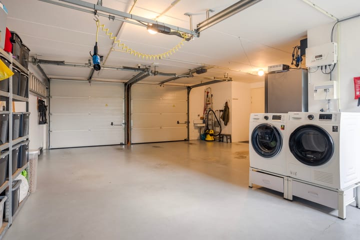 Photo 27 of De Lauwers 28