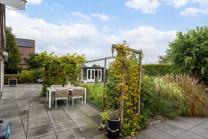 Photo 33 of De Lauwers 28