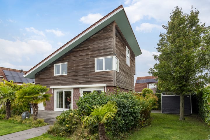 Photo 47 of De Lauwers 28