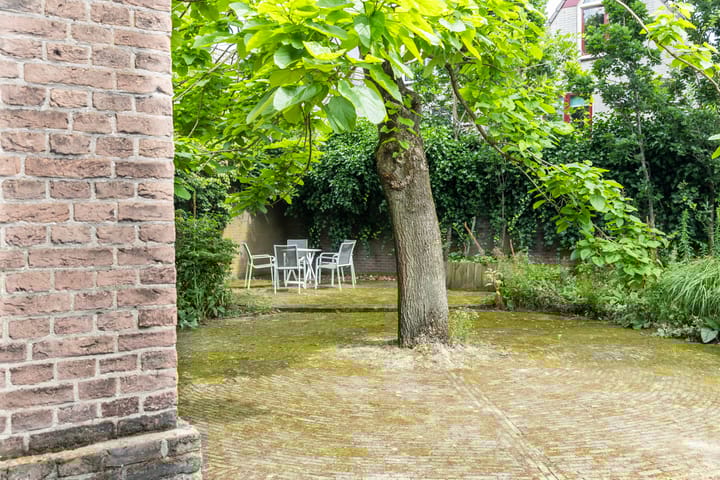 Foto 34 van Bemuurde Weerd O.Z. 56