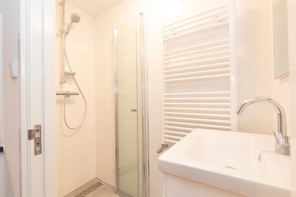 Foto 12 van Albert Cuypstraat 229-H