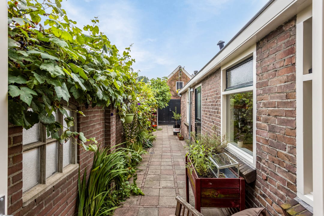 Photo 28 of Cornelis de Vriendtstraat 10