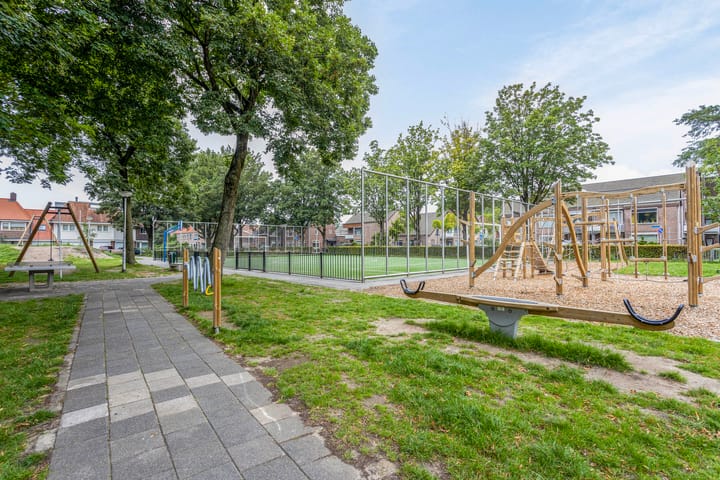 Foto 41 van Cornelis de Vriendtstraat 10