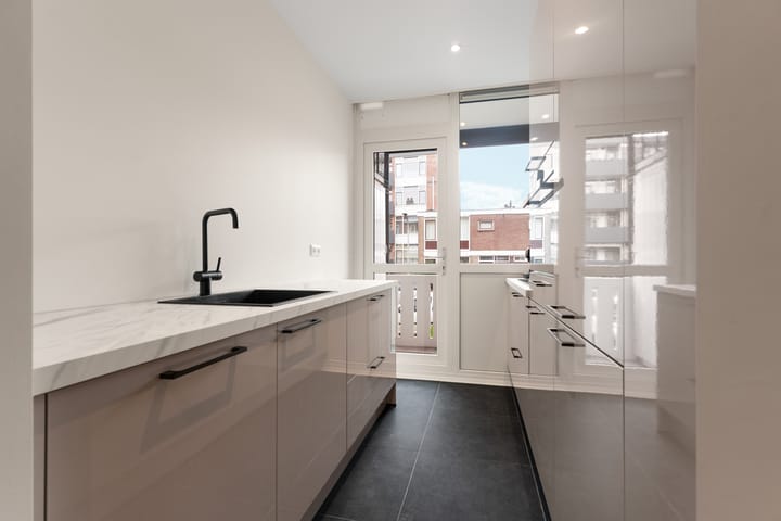 Foto 8 van Heidevenstraat 135