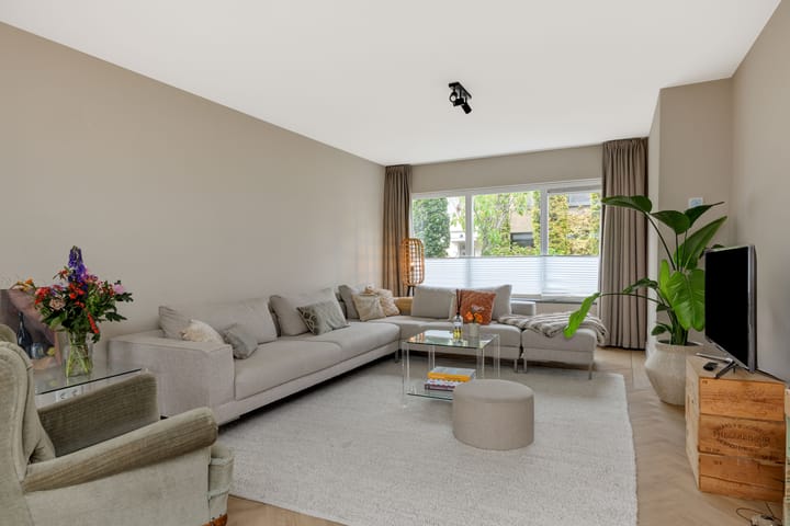 Photo 4 of Vivaldistraat 11