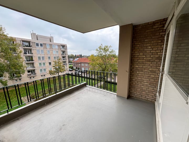 Foto 4 van Pettelaarseweg 211