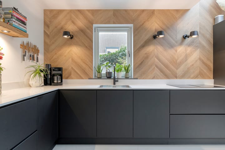 Foto 14 van Limburgstraat 28