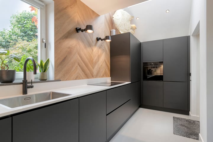 Foto 15 van Limburgstraat 28