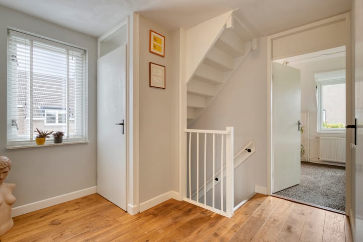 Foto 20 van Limburgstraat 28