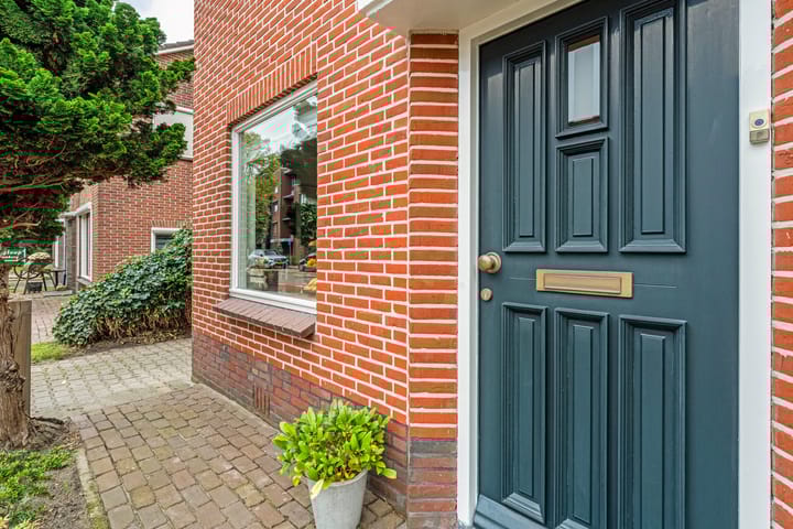 Foto 55 van Burgemeester Schuitestraat 17