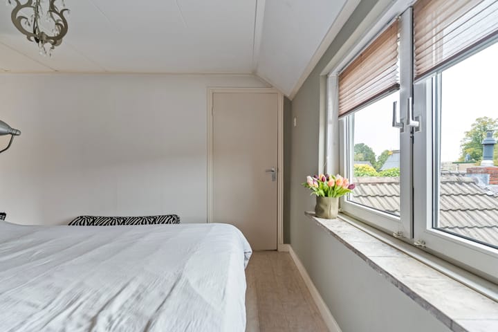 Foto 32 van Burgemeester Schuitestraat 17