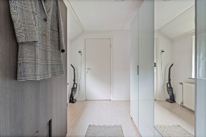 Foto 35 van Burgemeester Schuitestraat 17