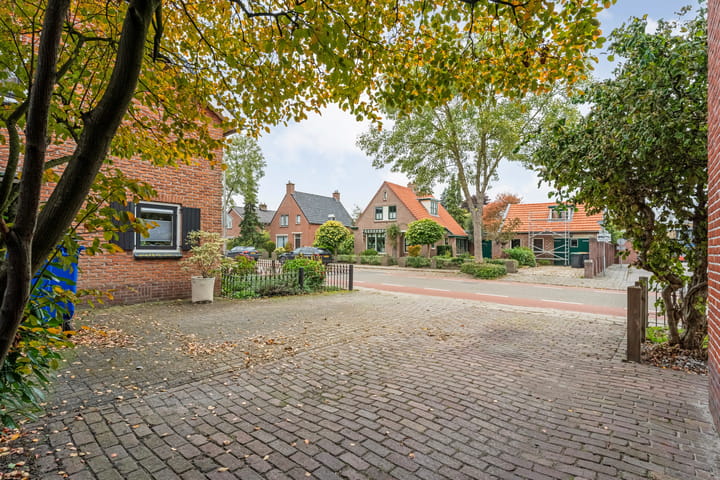 Foto 52 van Burgemeester Schuitestraat 17