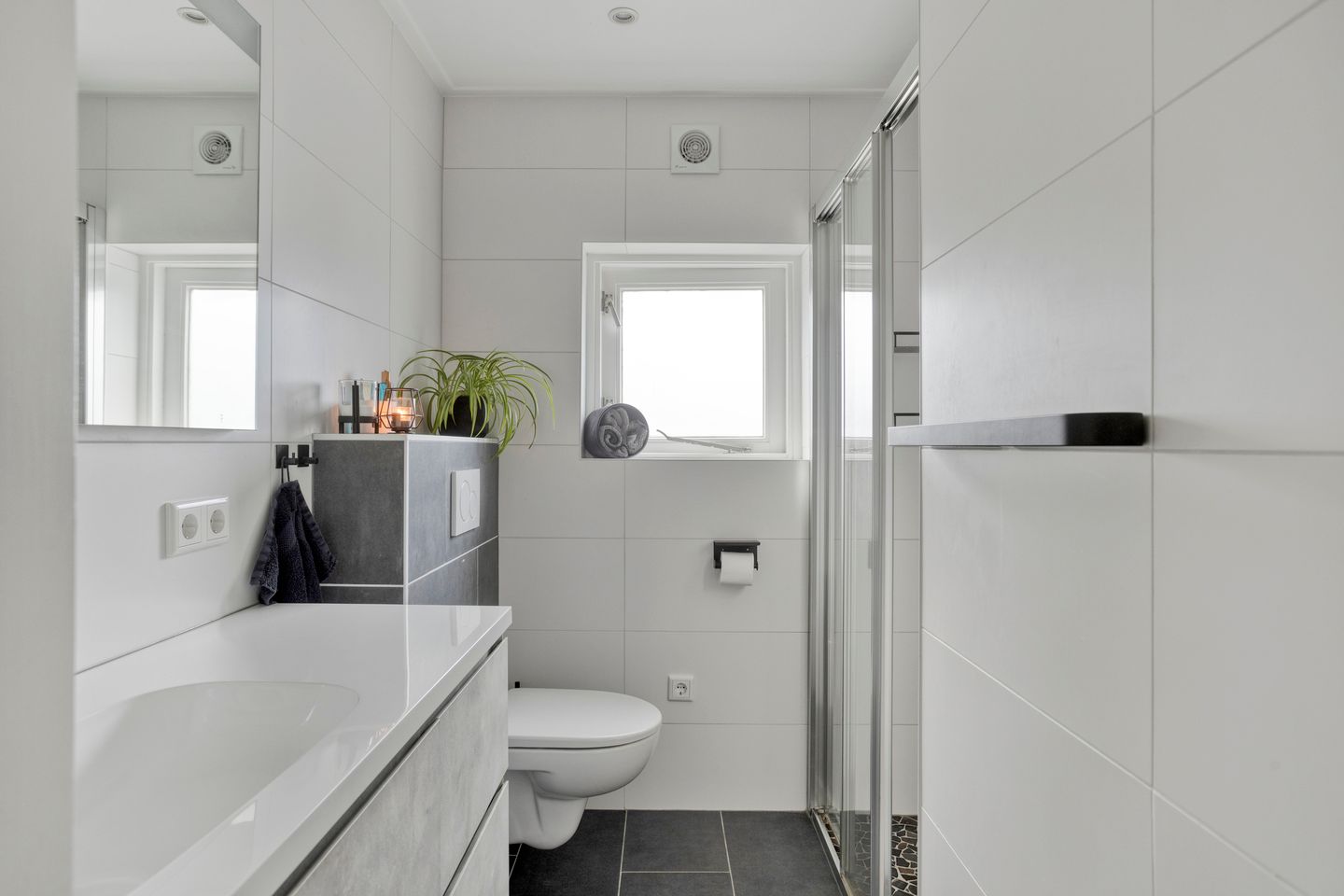 Foto 4 van Meester Pontenstraat 15