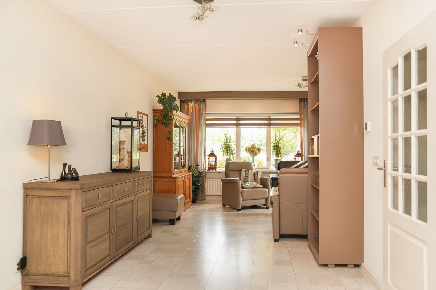 Foto 4 van Van Buurenstraat 12