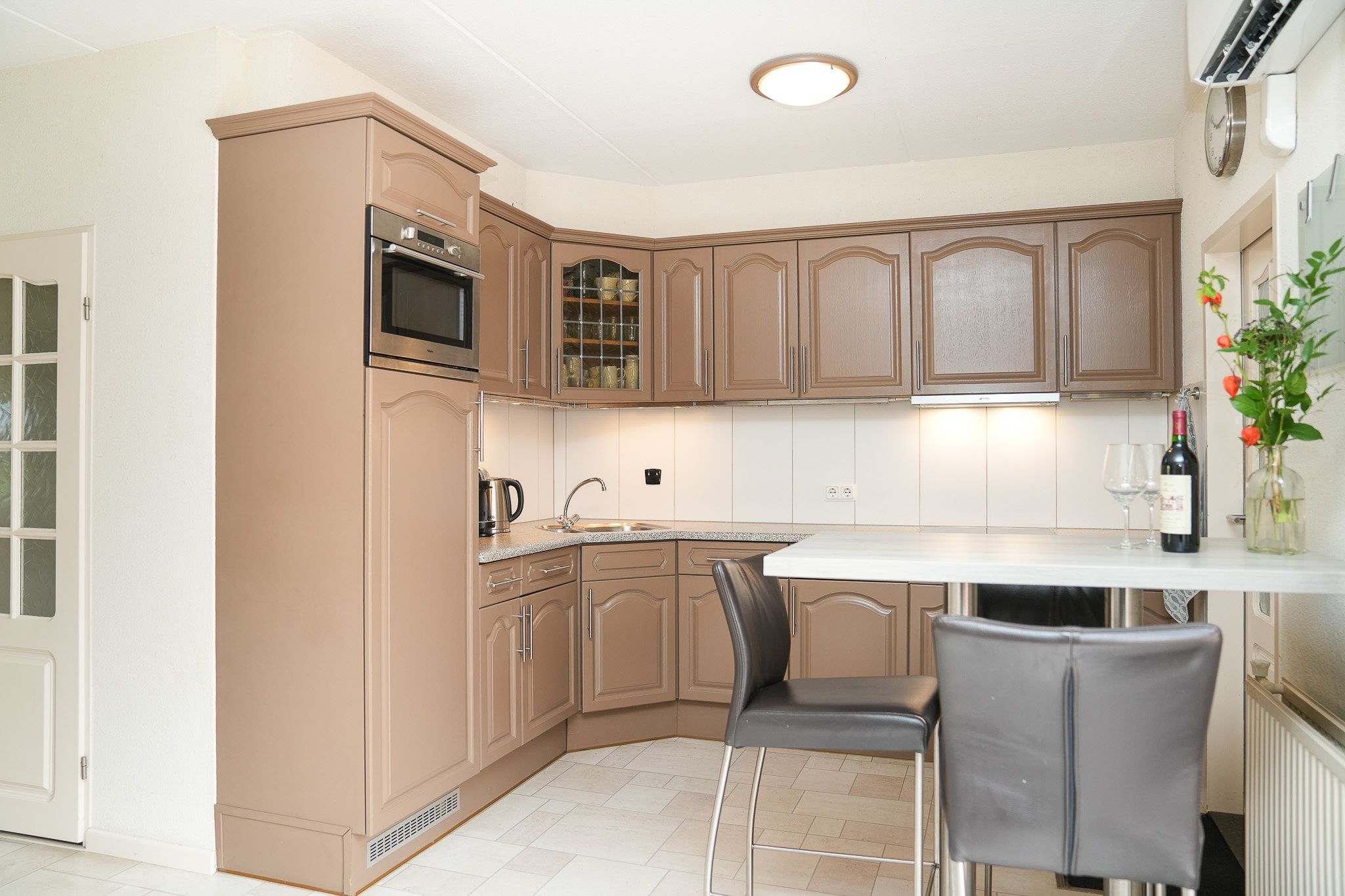 Foto 9 van Van Buurenstraat 12