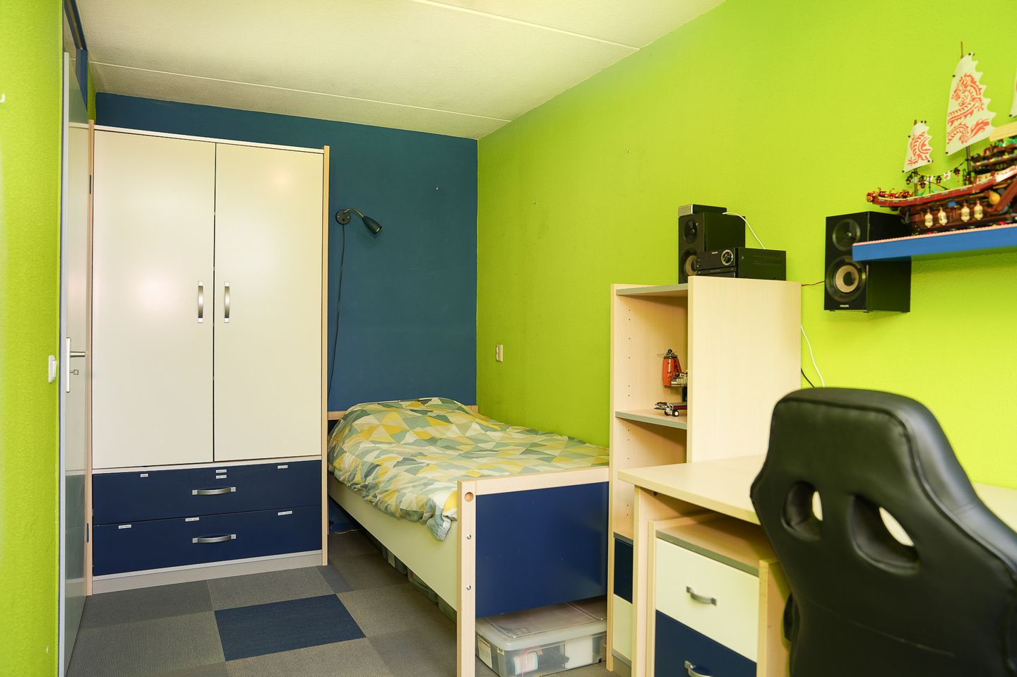 Foto 14 van Van Buurenstraat 12