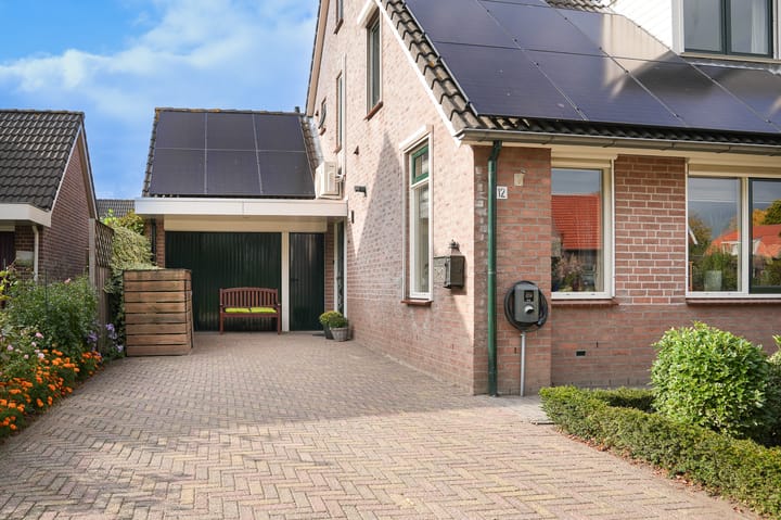 Photo 30 of Van Buurenstraat 12