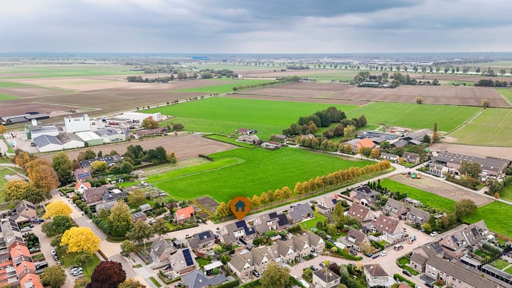 Photo 36 of Van Buurenstraat 12