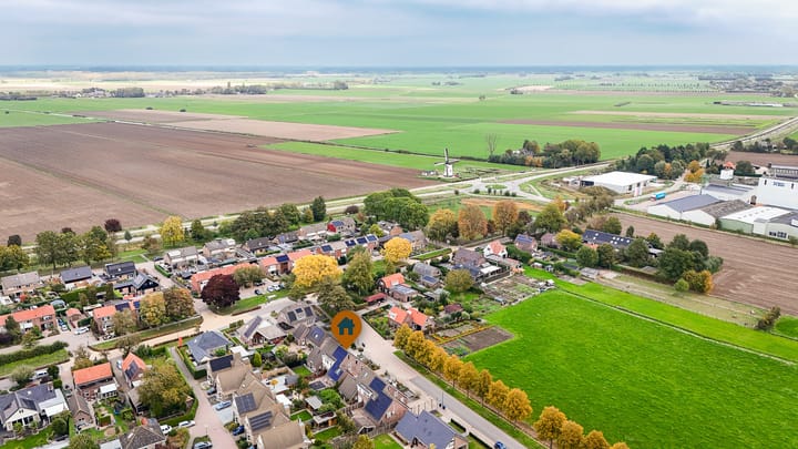 Photo 37 of Van Buurenstraat 12