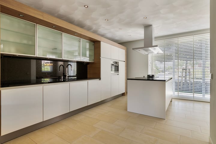 Foto 8 van Lombok 14