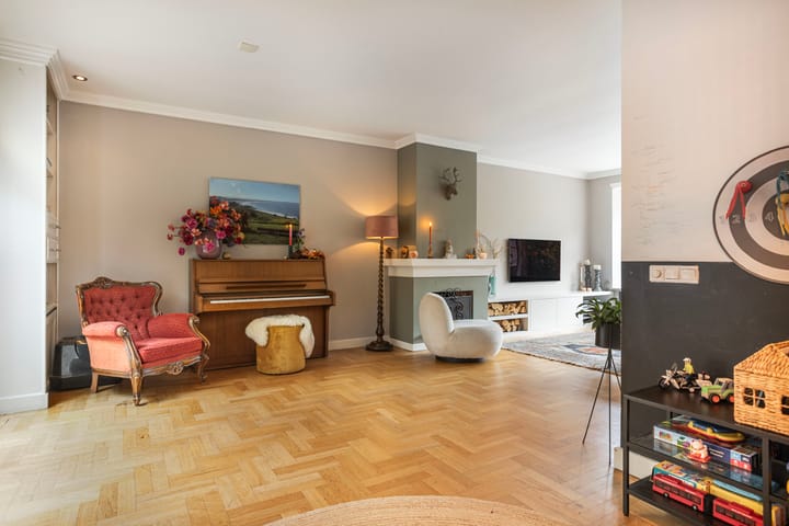 Photo 14 of Richard Holstraat 10