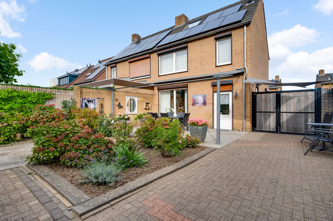 Photo 2 of Schepen van Hertefeltstraat 4