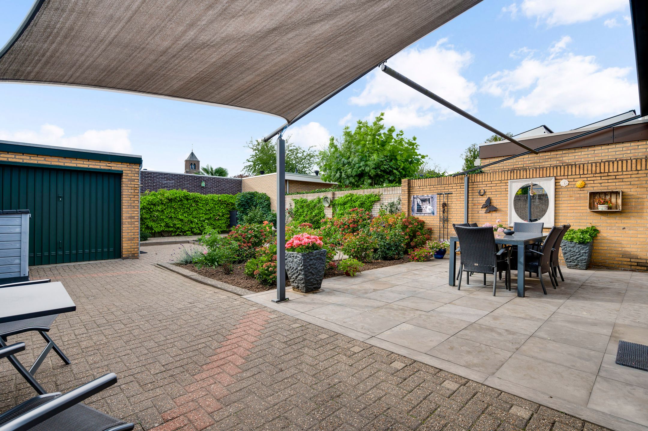 Photo 21 of Schepen van Hertefeltstraat 4