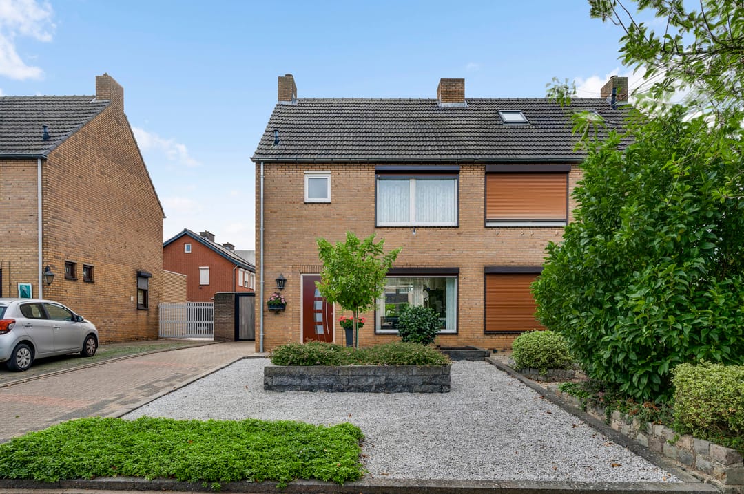 Photo 26 of Schepen van Hertefeltstraat 4