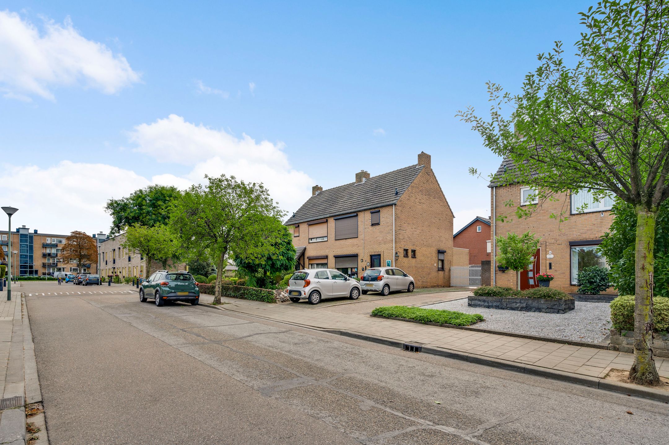 Photo 27 of Schepen van Hertefeltstraat 4