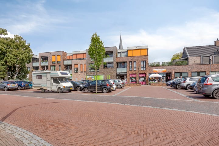 Photo 60 of Stationstraat 4