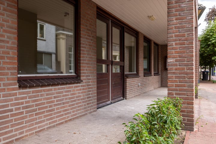 Foto 24 van Grotestraat 13