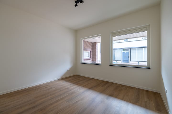 Foto 29 van Grotestraat 13