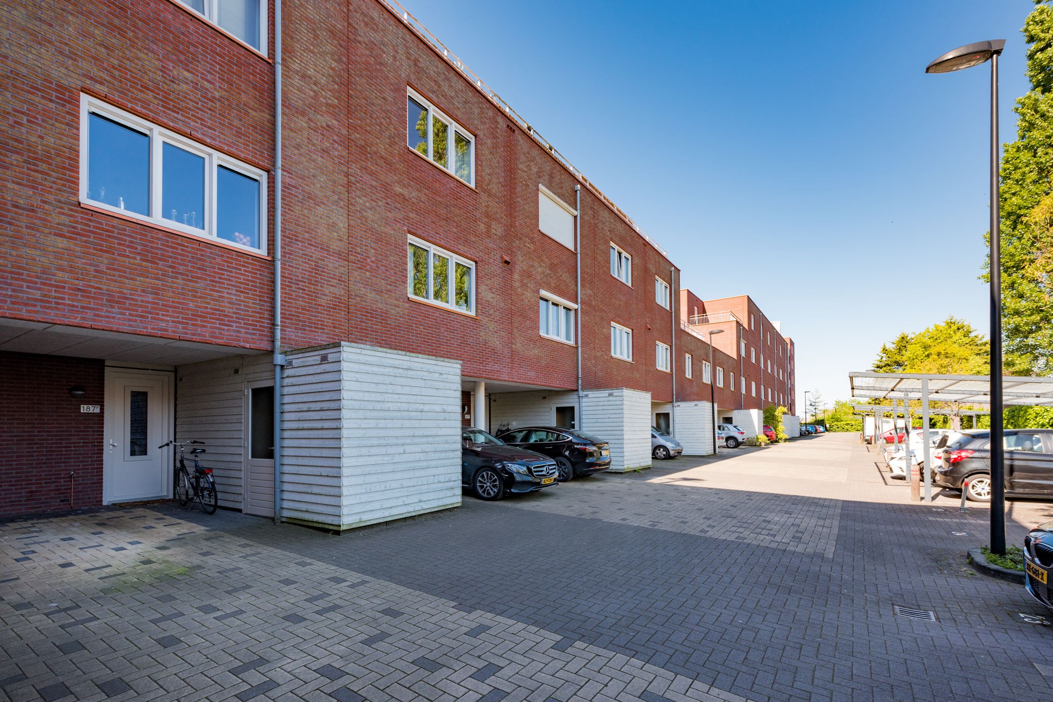 Foto 24 van Piet Mondriaanplein 163