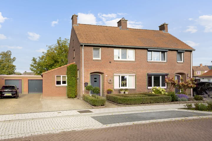 Photo 1 of Eelserstraat 5