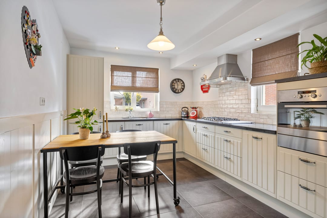 Photo 11 of Eelserstraat 5