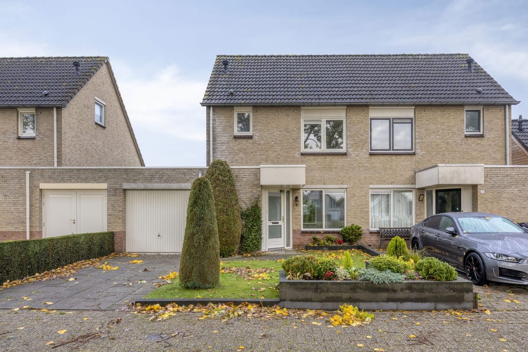 Photo 1 of Hoefbladveld 33