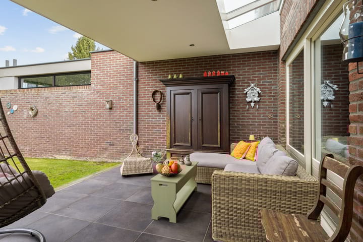 Photo 32 of Eelserstraat 5