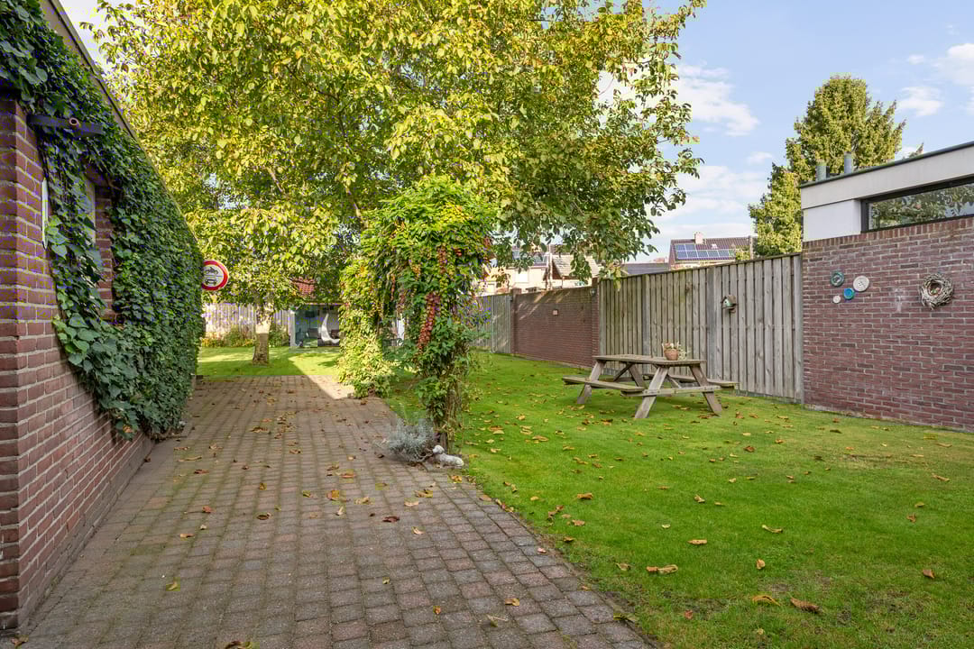 Photo 37 of Eelserstraat 5