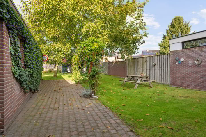 Photo 37 of Eelserstraat 5