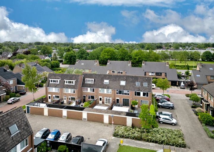 Photo 3 of Langeweide 104